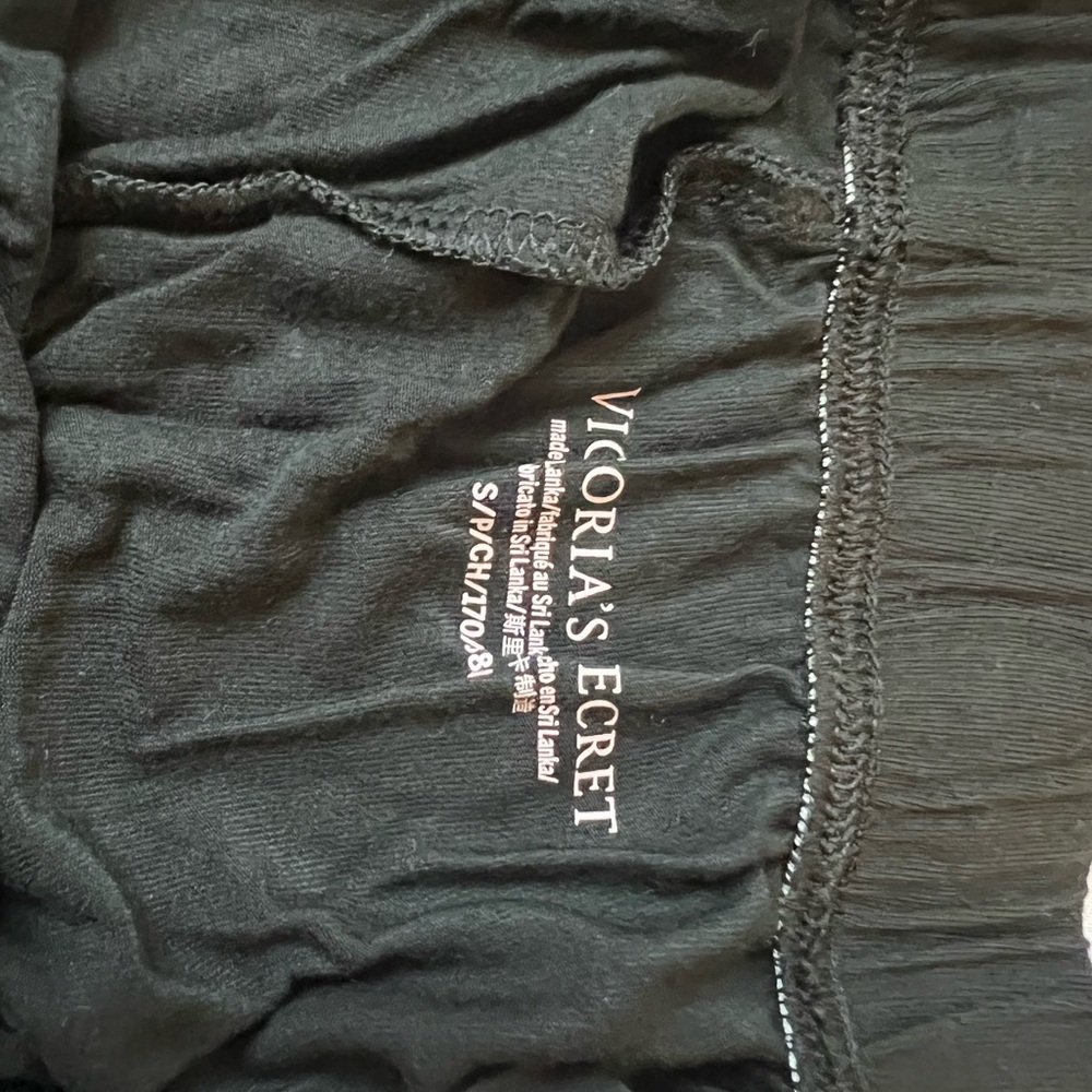 VS PJ set - Picture 4 of 4